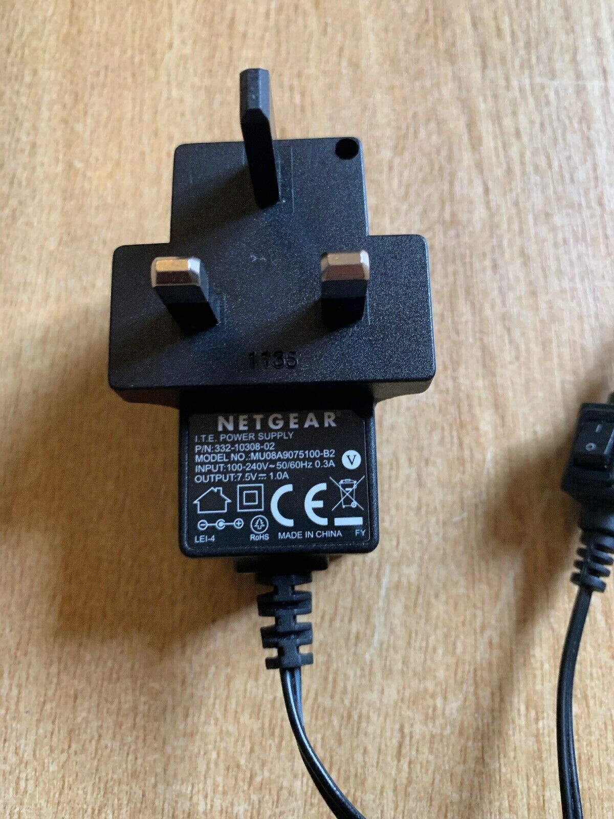 New Netgear 332-10308-02 MU08A9075100-B2 7.5VDC 1.0A AC Adapter UK plug